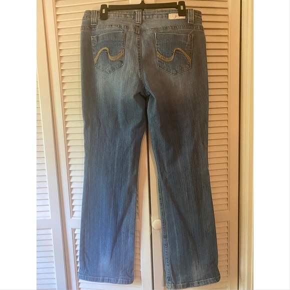 Grane vintage distressed boot cut jeans Size 13 - Picture 2 of 4